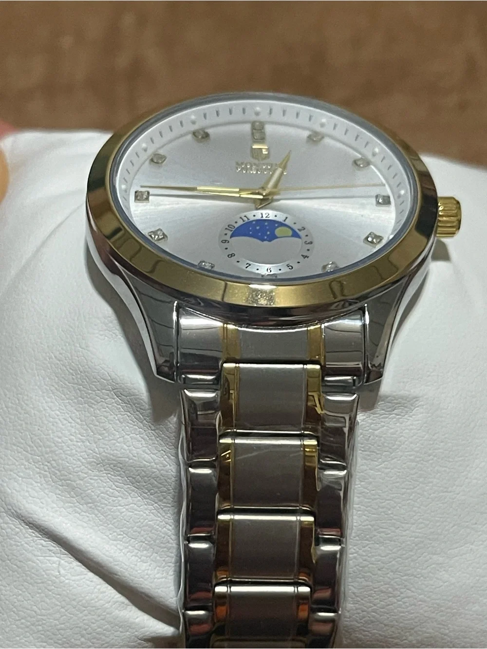 MONTRES PRESTIGE X Invicta Men 42mm Silver Tone Case Silver Metal Dial Gold Band